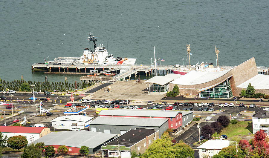 Columbia River Maritime Museum Photograph by Tom Cochran
