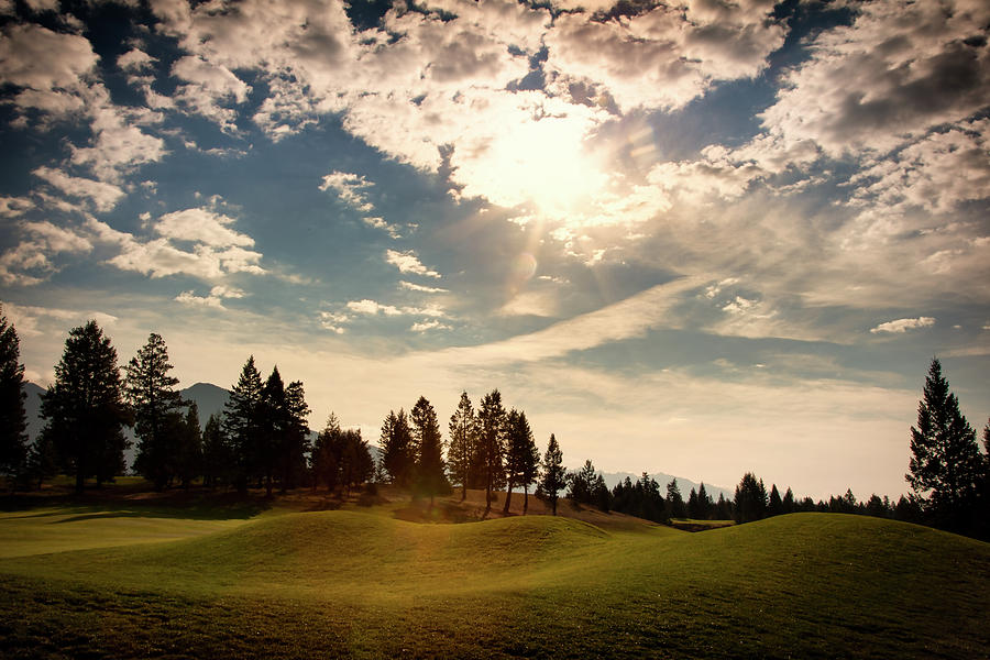 Columbia Valley Fairways Photograph by Monte Arnold