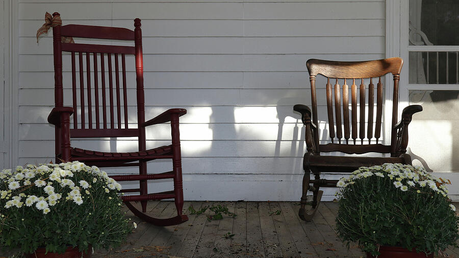 Come Sit a Spell Photograph by Scott Kingery - Fine Art America