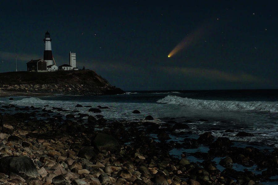 Comet Neowise Montauk Lighthouse Photograph by William Jobes