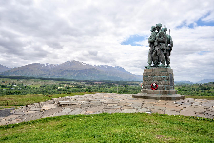 Commando memorial and the mountain Photograph by Steev Stamford