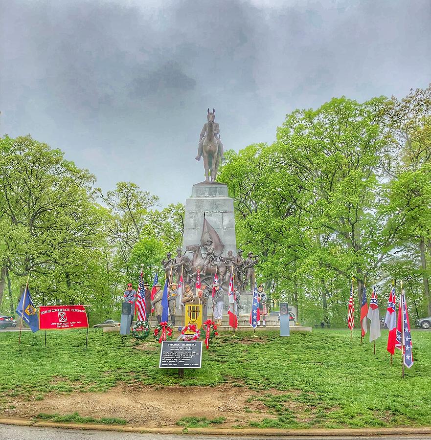 Confederate Memorial Day Gettysburg Photograph by William E Rogers