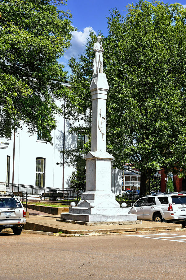 Confederate War Memorial Oxford MS Photograph by Chris Smith