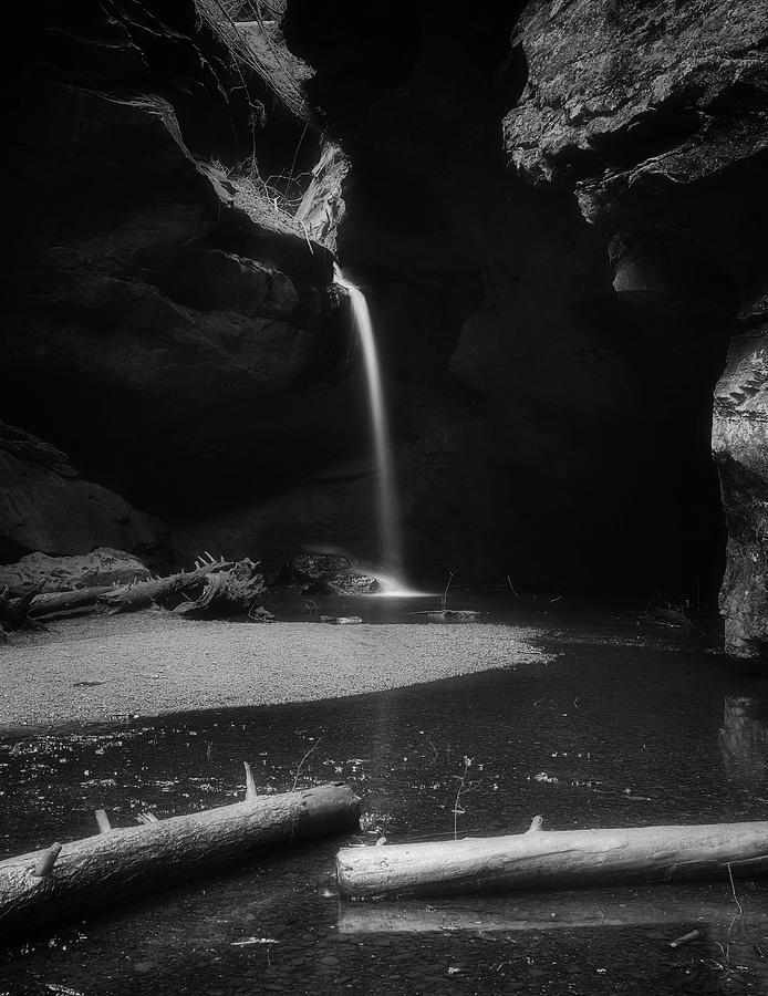 Conkles Hollow Falls Black And White Photograph by Dan Sproul
