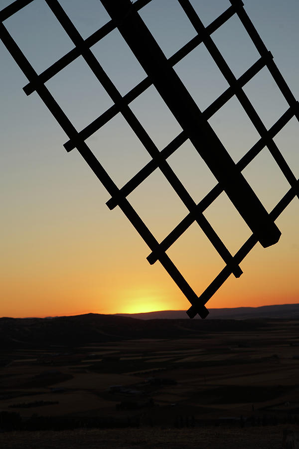 Consuegra - Sail to the Sunset Photograph by Richard Reeve