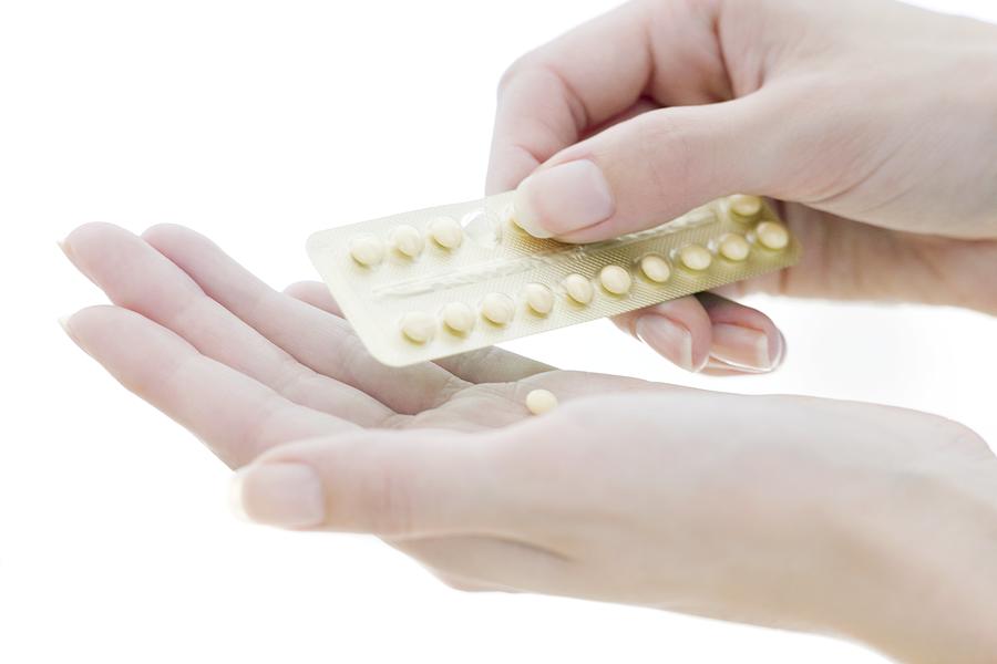 Contraceptive pill Photograph by Ian Hooton/spl