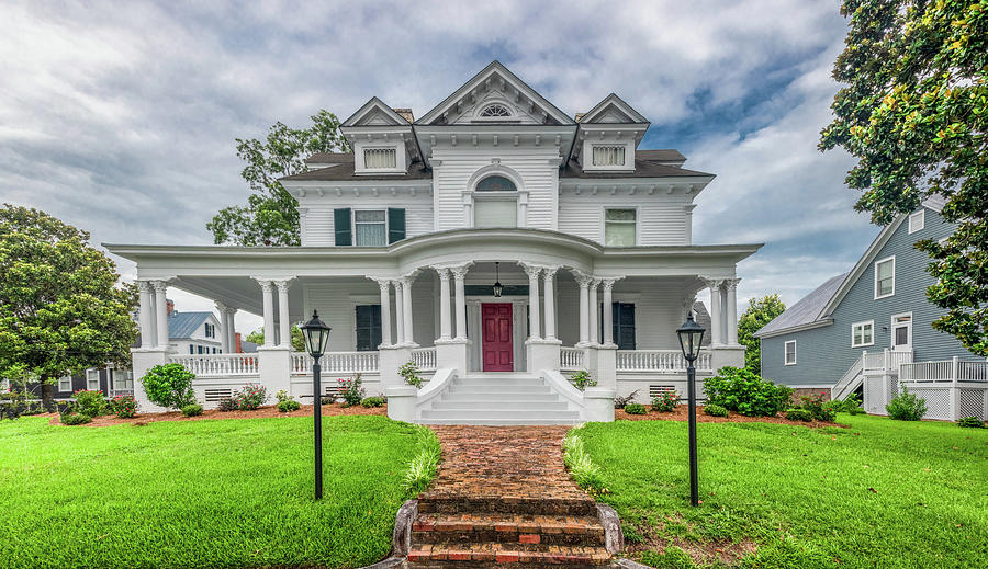 Coor-Bishop House, Historic Home in New Bern, North Carolina Photograph by Marcy Wielfaert