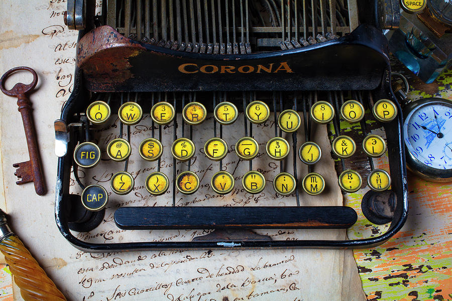 Corona Typewriter Photograph by Garry Gay