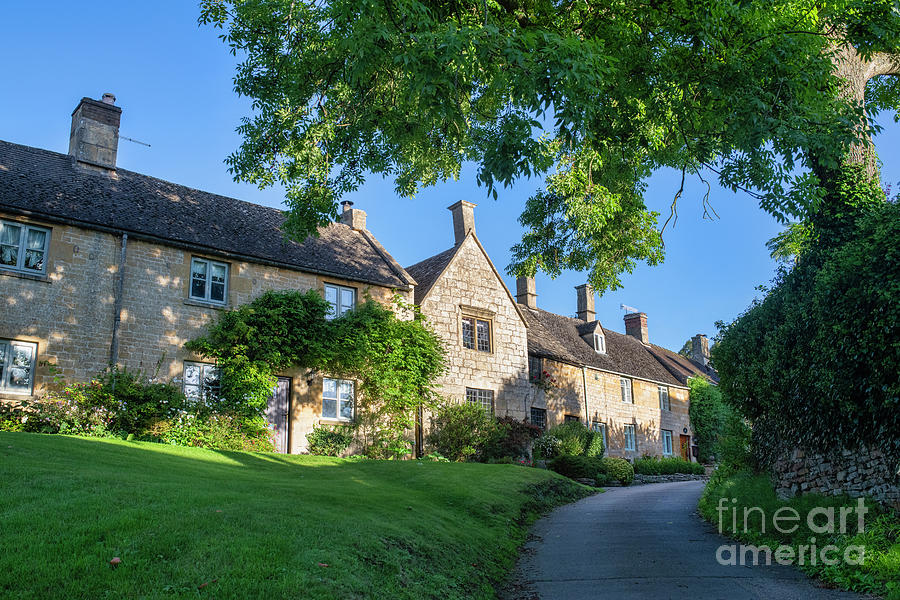 Cotswold Stone Cottages in Broad Campden Photograph by Tim Gainey