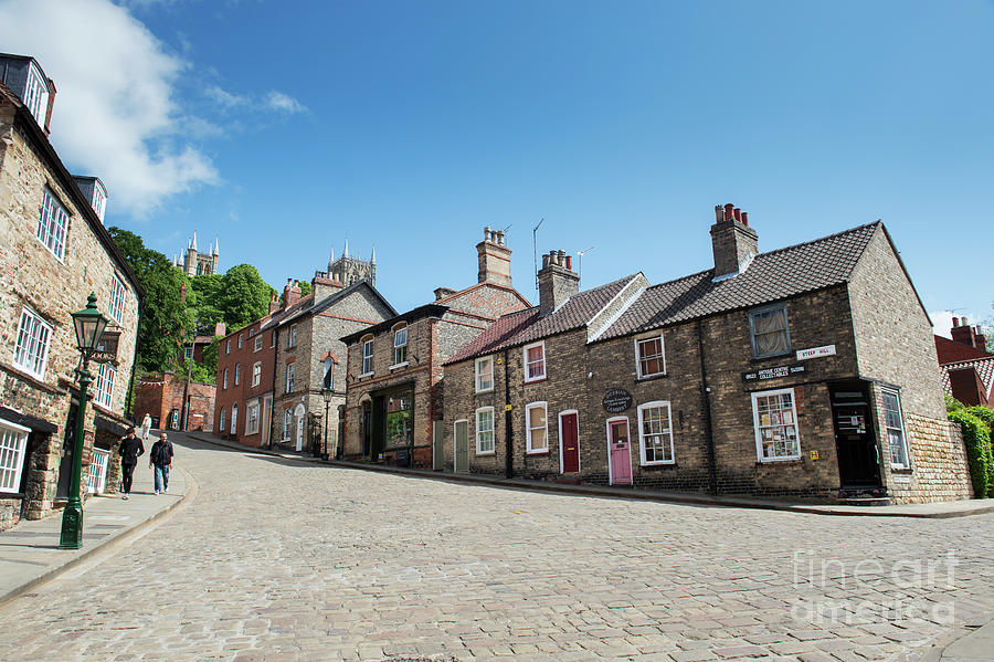Cottages Along Steep Hill in Lincoln Photograph by Tim Gainey