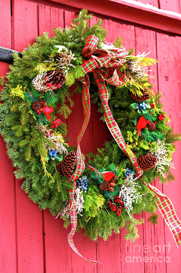 Country Christmas Wreath at East Jersey Olde Towne Village Photograph by John Rizzuto