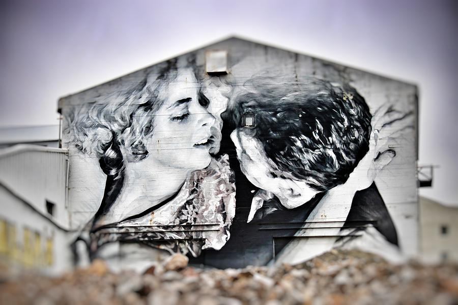 Couple Kissing Mural  Photograph by Jim Albritton
