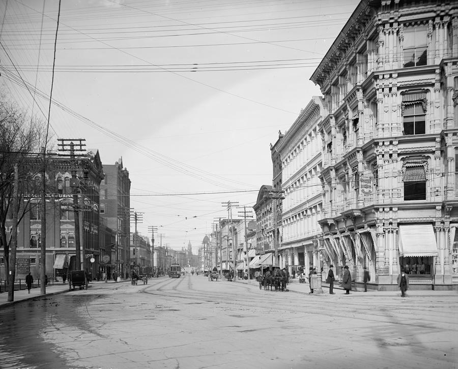 Court Street, Binghamton, New York, 1905 Photograph by Visions History ...