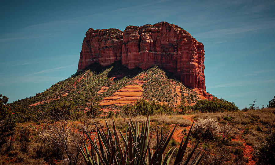 Courthouse Butte Photograph by Linda Unger