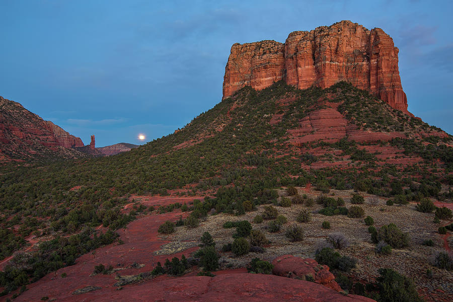 Courthouse Butte Sedona Moonrise Photograph by White Mountain Images
