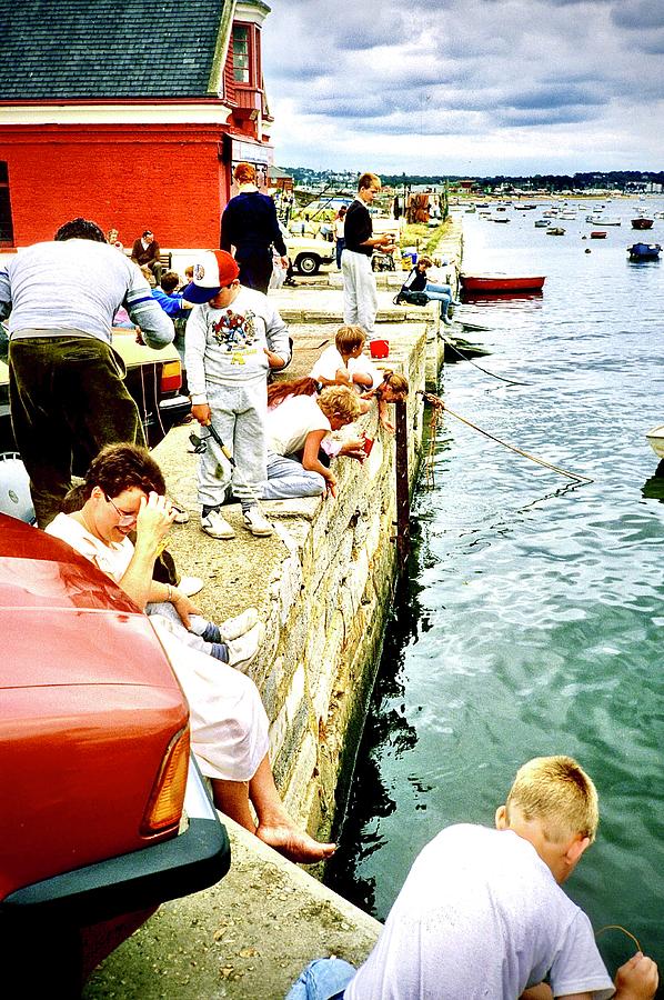 Crabbing on Poole Quay Photograph by Gordon James