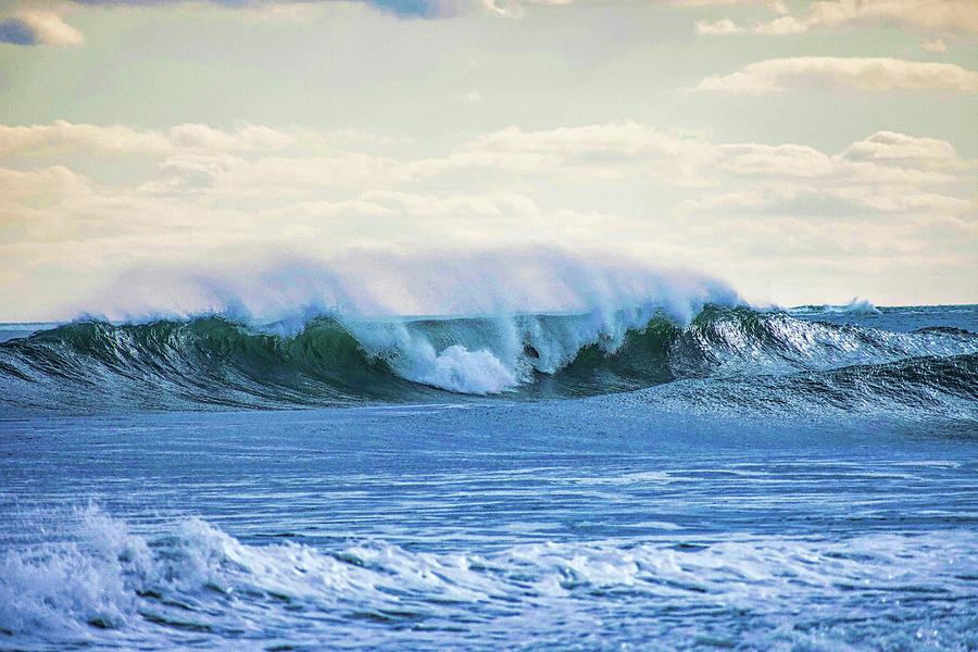 Crashing Wave - Rye, NH Photograph by Deb Bryce