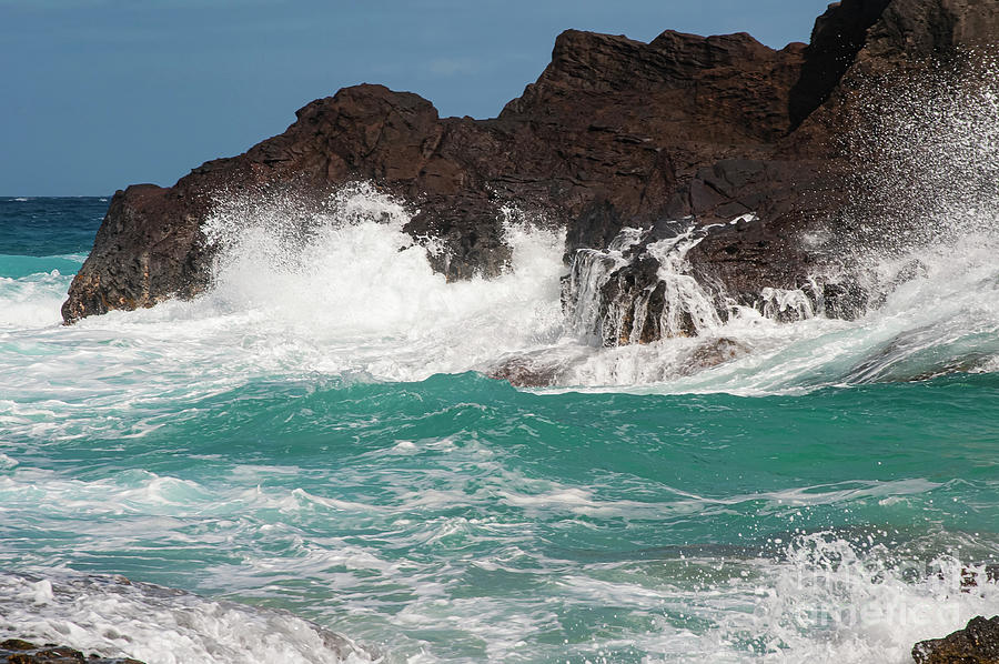 Park Photograph - Crashing Waves by Bob Phillips