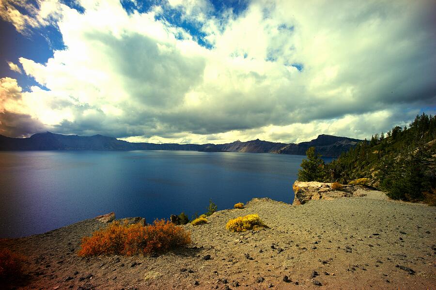 Crater Lake Oregon Viewpoint Photograph by Lawrence Christopher