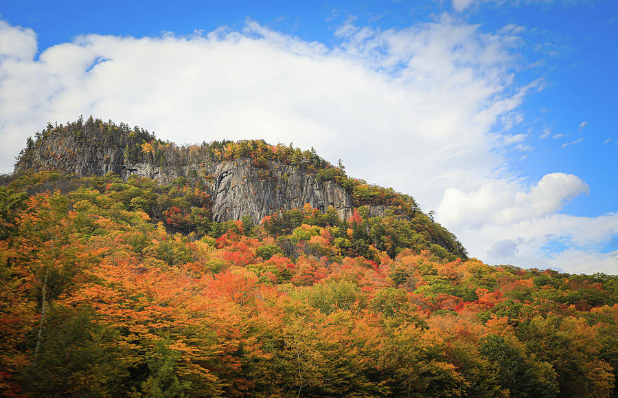 Crawford Notch Autumn Cliffs Photograph by Dan Sproul