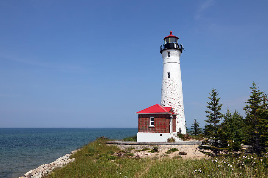 Crisp Point Lighthouse (1904) at Lake Superior Photograph by Rainer Grosskopf