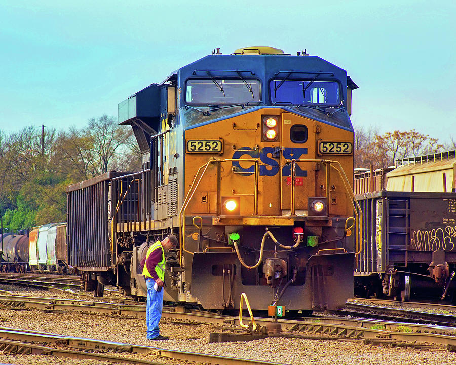 Csx 5252 X Photograph By Joseph C Hinson - Fine Art America