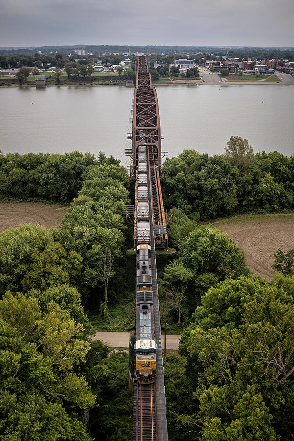 CSX E300 empty coal headed north from Henderson Kentucky Photograph by Jim Pearson