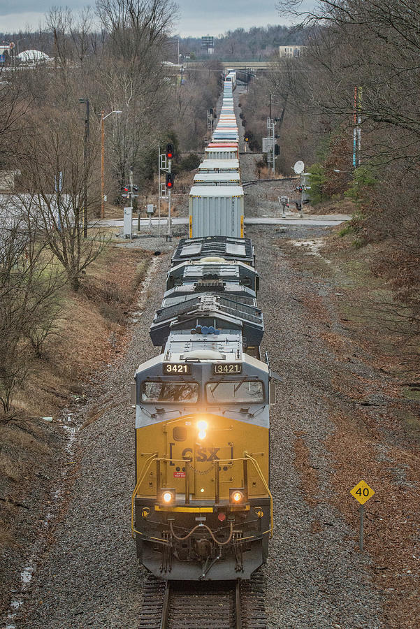 CSX Q025 as it heads south at Madisonville, Ky Photograph by Jim Pearson
