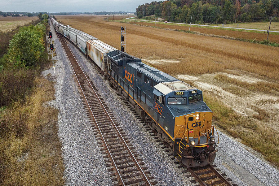 CSX Q501 Takes The Siding At The North End Of Slaughters Kentucky Photograph by Jim Pearson