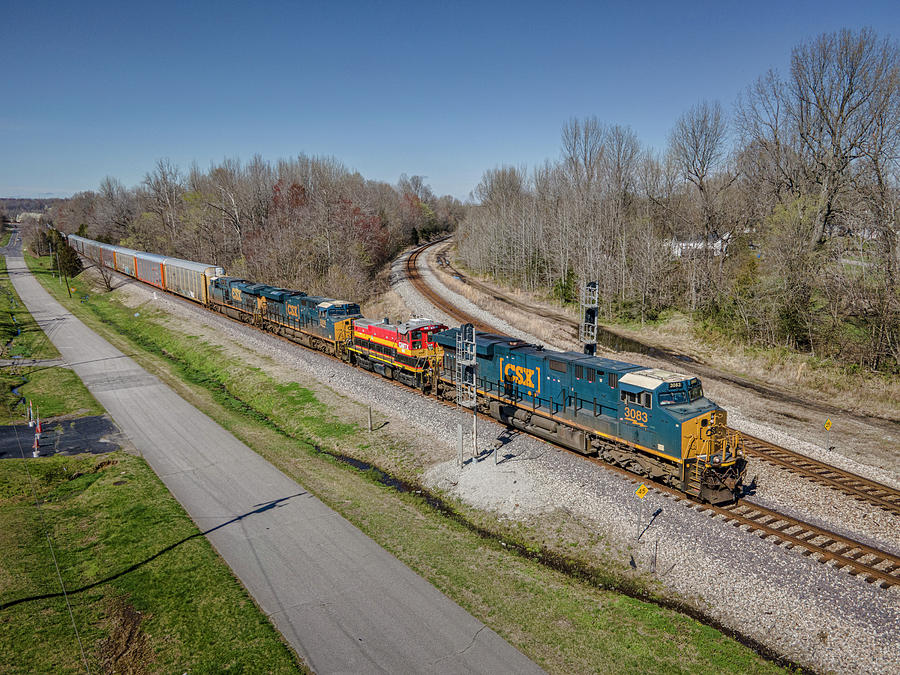 Csx Q513-26 With Two Interesting Moves #1 Photograph