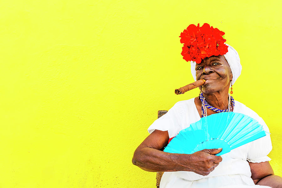Cuban Woman With Cigar Photograph by Paul Thompson