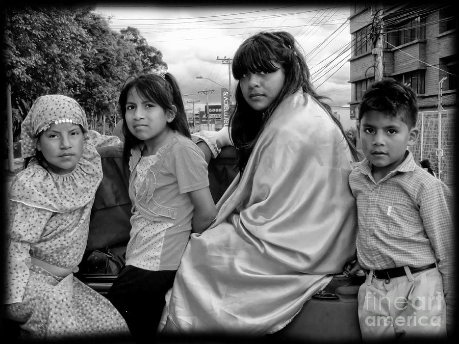 Cuenca Kids 1315 Photograph by Al Bourassa