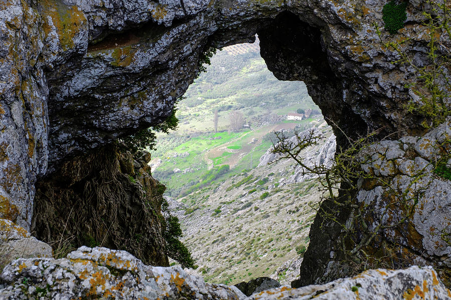 Cueva Orea Photograph by Gary Browne