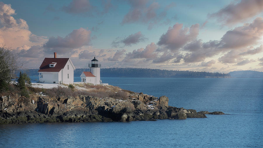 Curtis Island Lighthouse Photograph by Guy Whiteley