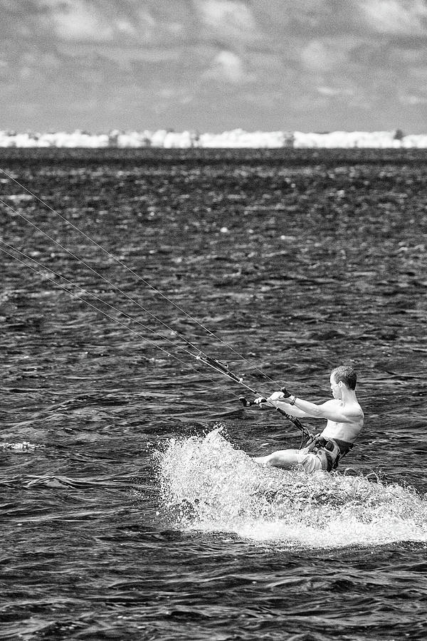 Cutting Through Water bw Photograph by Dan Carmichael