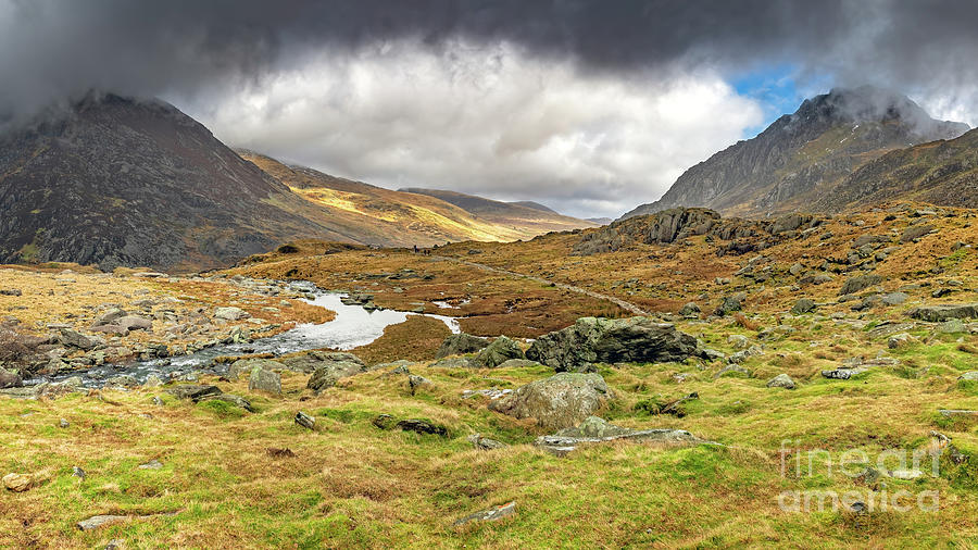 Cwm Idwal Snowdonia Wales Photograph by Adrian Evans