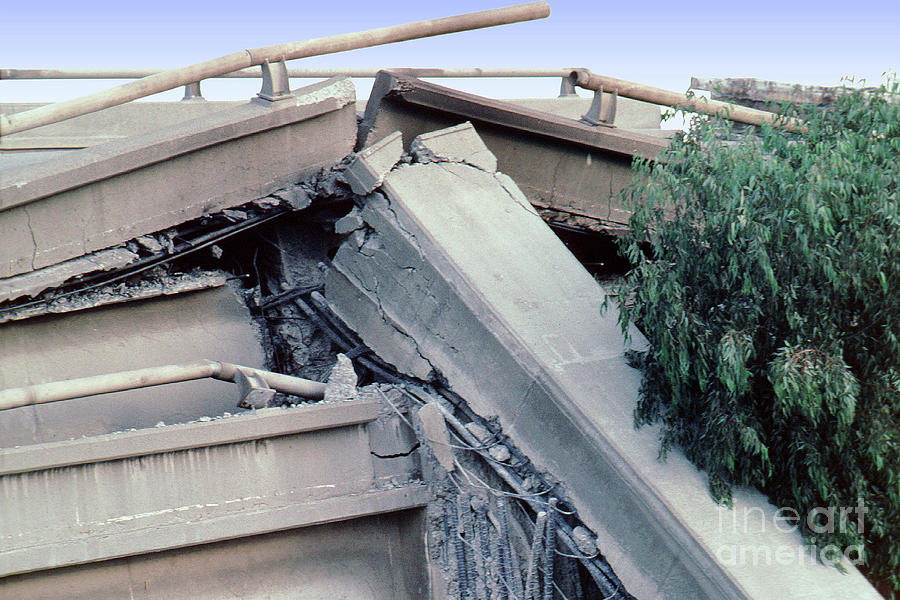 Cypress Freeway collapse, Loma Prieta Earthquake, Oakland 1989 ...