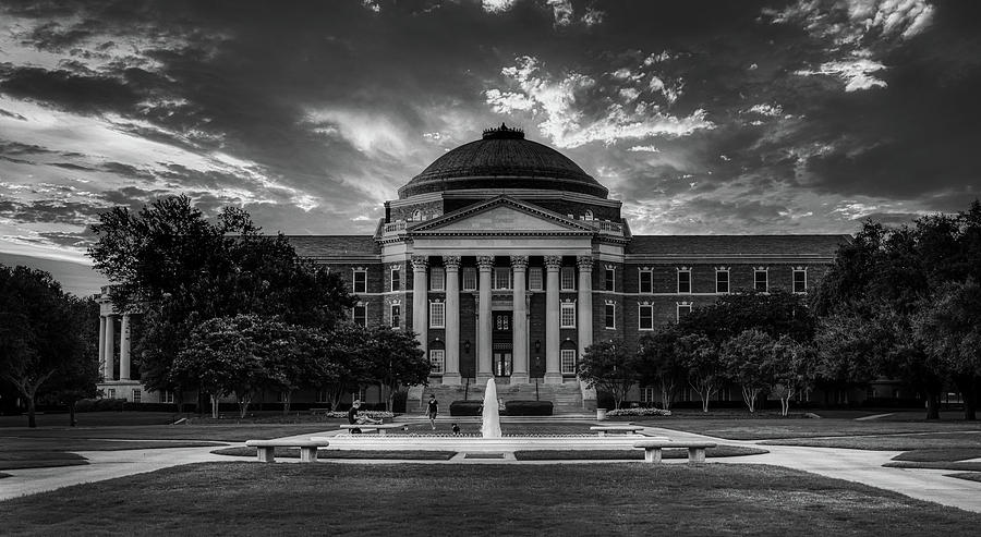 Dallas Hall At Sunset - Southern Methodist University Photograph by Mountain Dreams