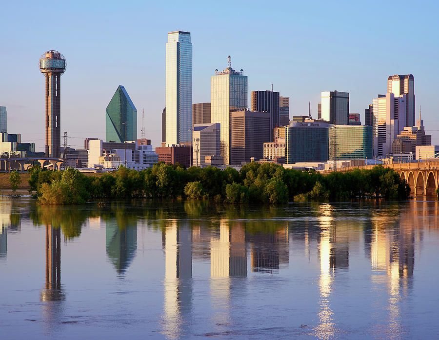 Dallas Mirror Skyline 122619 Photograph by Rospotte Photography