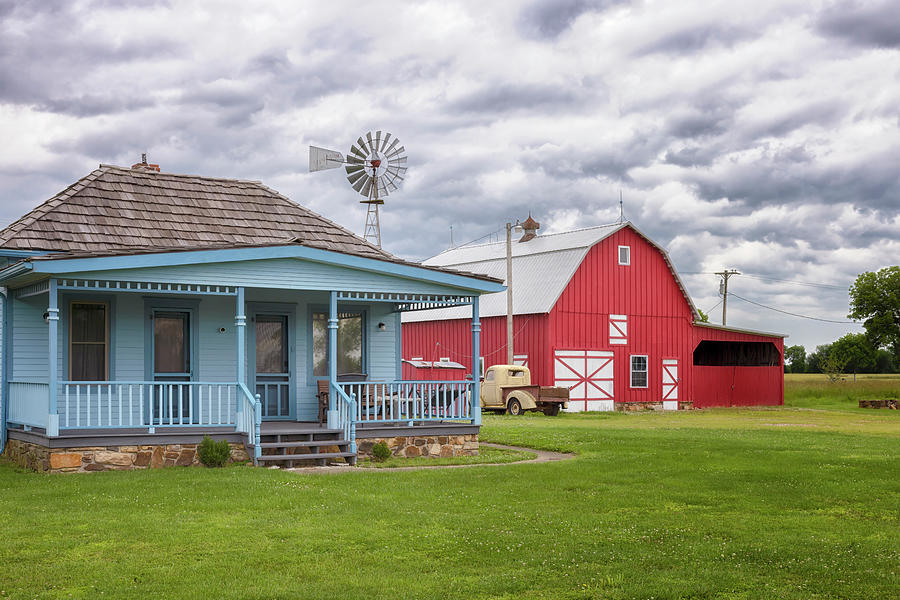 Dalton Farmhouse - Red Oak II - Route 66 Photograph by Susan Rissi Tregoning
