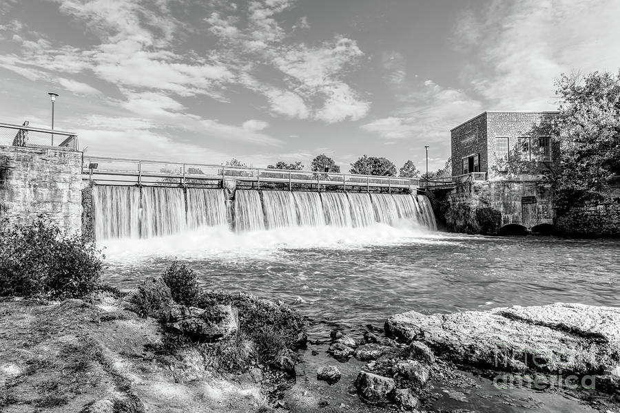 Dam At Mammoth Spring Arkansas Grayscale Photograph by Jennifer White