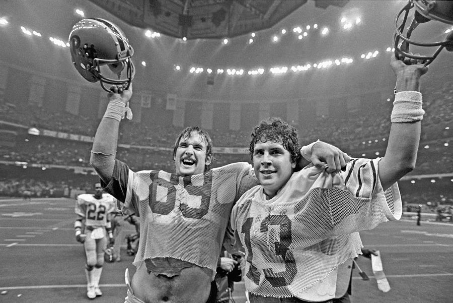 Dan Marino and John Brown Celebrate During Football Game Photograph by Bettmann