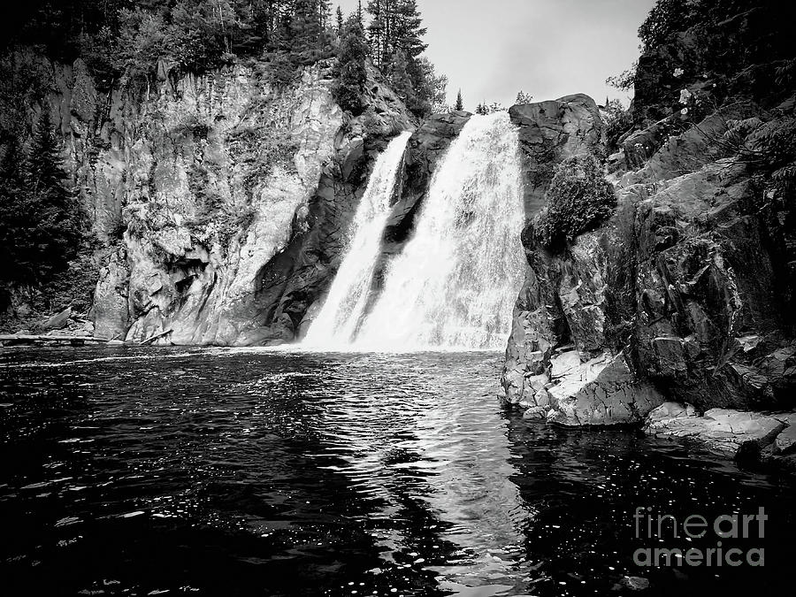 Dark Falls Photograph by Bob Mintie