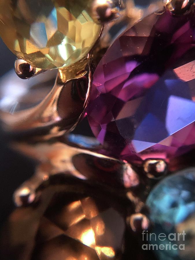 Sparkling Gold Gems