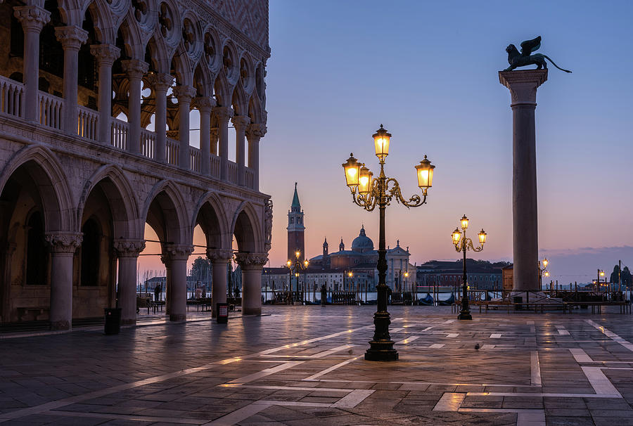 Dawn At St Marks Square, Venice, Italy Photograph by Sarah Howard