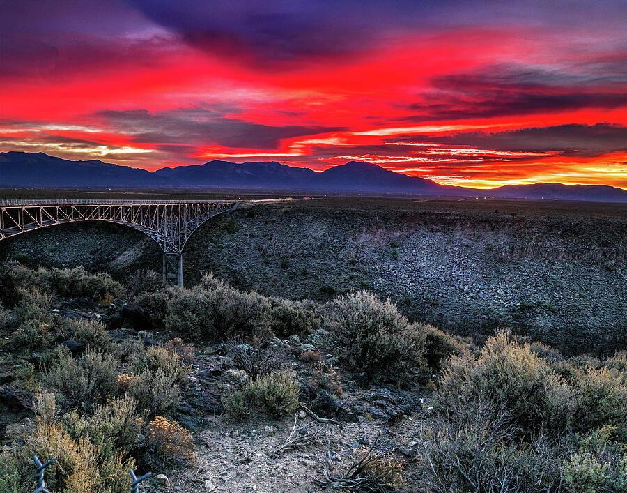 Dawn over Rio Grande Bridge Photograph by Robert Niemeier