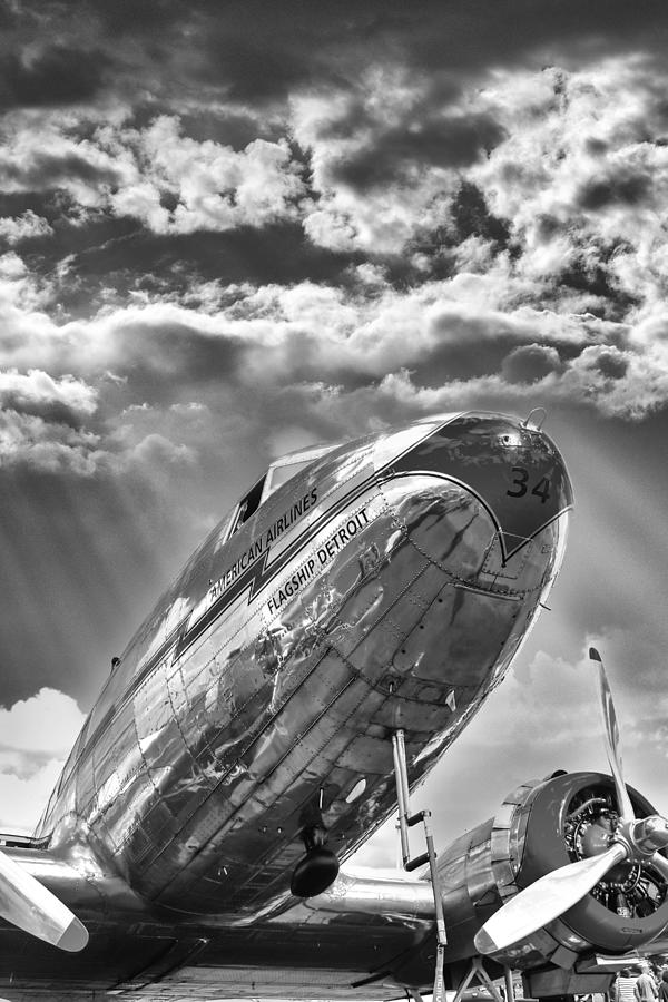 DC-3 in Black and White Photograph by Chris Smith