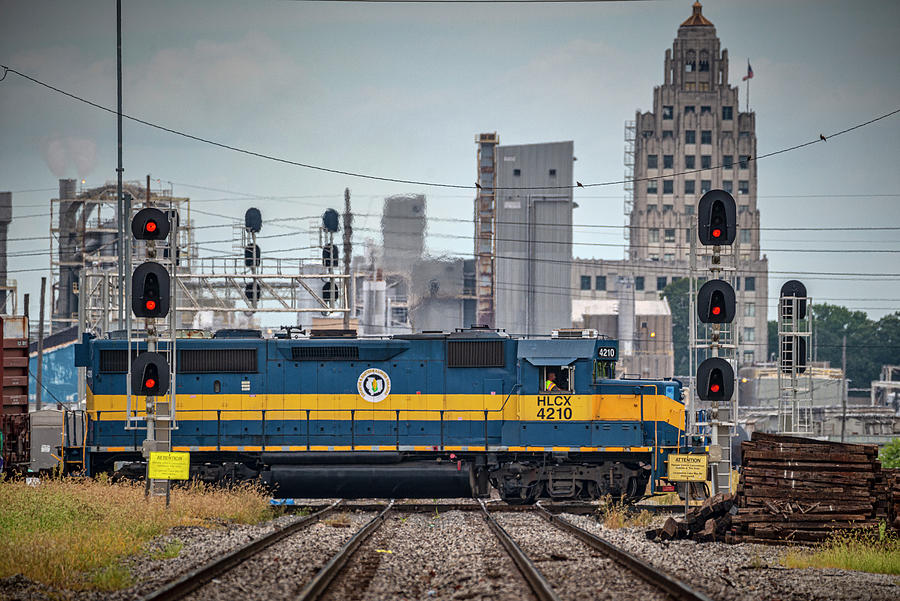 Decatur and Eastern Illinois Railroad 4210 At Decatur IL Photograph by Jim Pearson