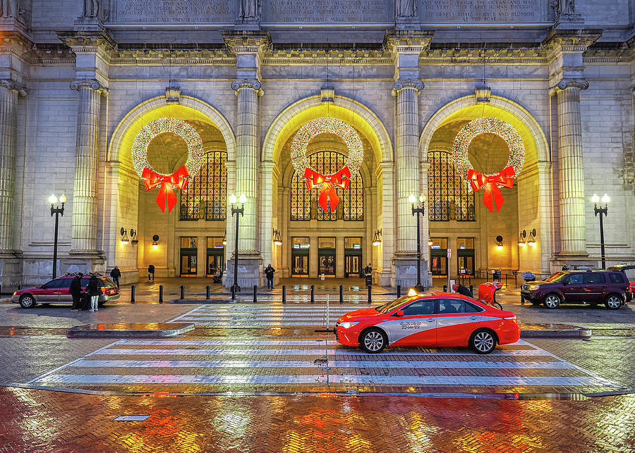 Decorated Union Station in the rain Photograph by Farol Tomson