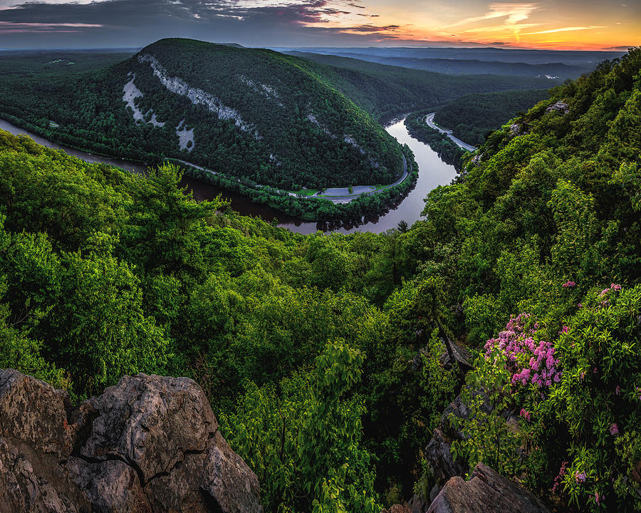 Delaware Water Gap Photograph by Posnov